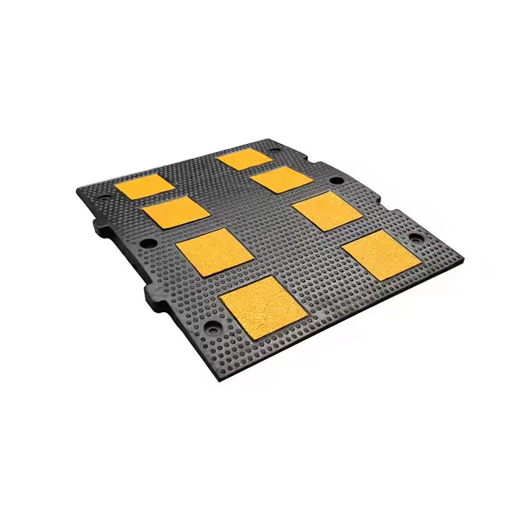 60cm Rubber Speed Hump