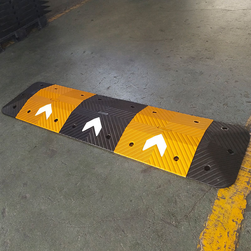 75mm Rubber Speed Hump
